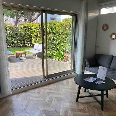 Apartment Le Cosy Garden: 4 Prs, Terrasse, Piscine *